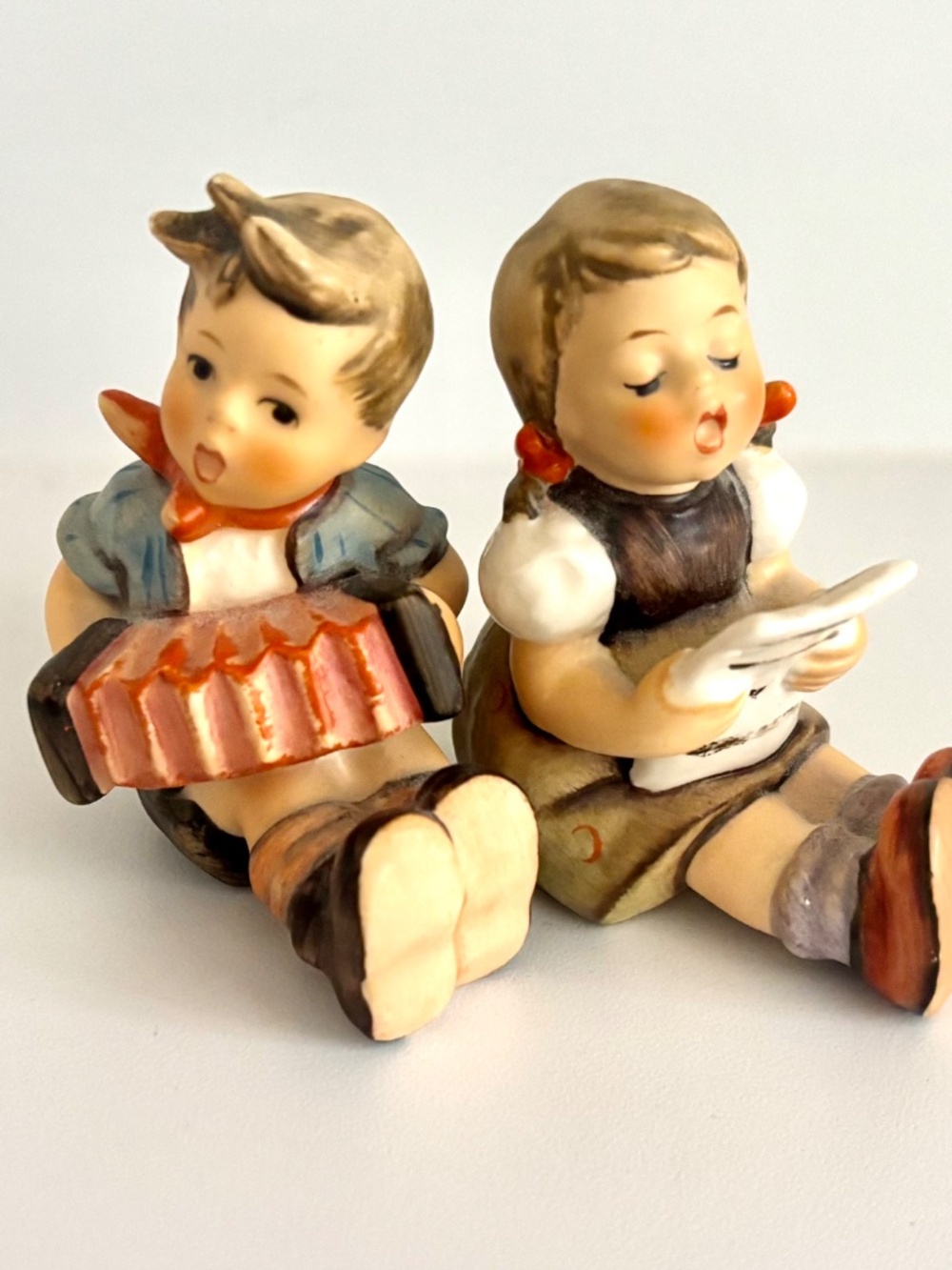 Hummel Figurine Collectible Girl #389 & Boy #390